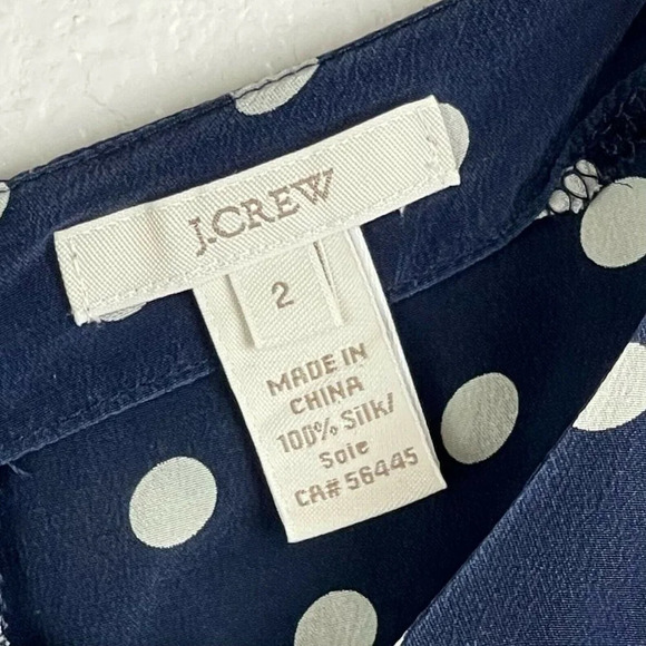 J.Crew Blouse Women's Sz 2 Short Sleeve Zip Polka Dot Blue White 100% Silk - Picture 8 of 8